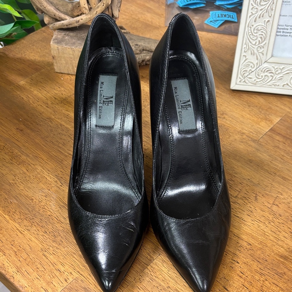 Mia Limited Edition Classic Black Heels